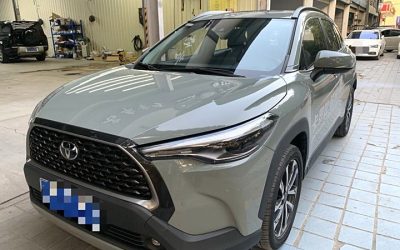 Общий дизайн Toyota Corolla Cross 2022 года, подержанный, для РФ