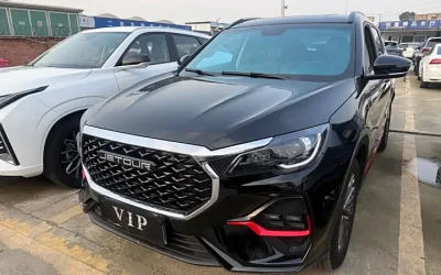 Общий стиль Jetour X70 2023 года, подержанный, из Китая в РФ