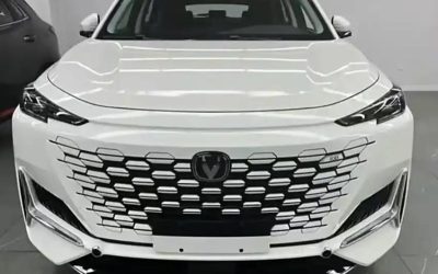 Подержанный автомобиль Changan UNI-K 2021, китайский SUV, тип топлива бензин, обзор и цена на продажу