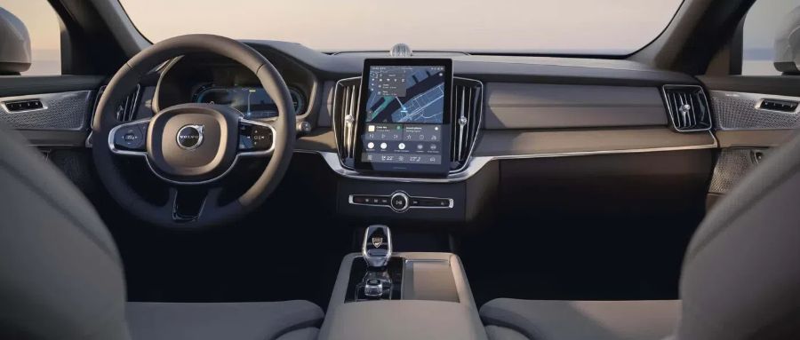 2025 Volvo XC90 8