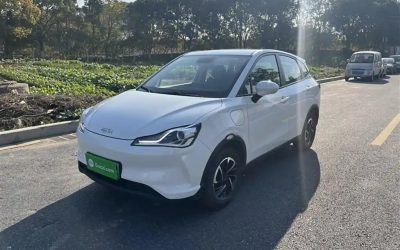 Used Neta V 2022 SUV from China, electric 2WD, exterior and interior review, price, and detailed specifications.