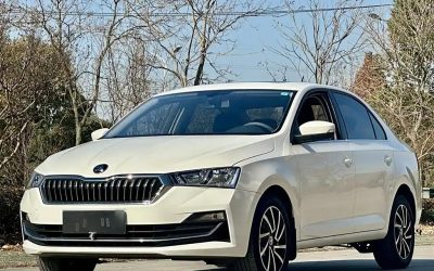 Used Skoda Rapid 2022 sedan, gasoline 2WD, exterior and interior review, price, and detailed specifications.