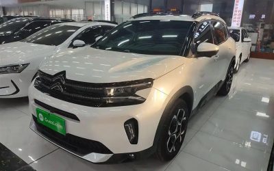Интерьер внедорожника Citroen C5 Aircross 2024, предпродажный автомобиль, спецификации, цена, бензиновый, 2WD