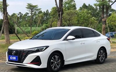 Интерьер китайского седана Changan Eado 2023, предпродажный автомобиль, спецификации, цена, бензиновый, 2WD