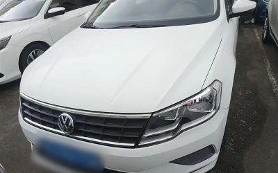 Интерьер подержанного седана Volkswagen Jetta 2019, предпродажный автомобиль, спецификации, цена, бензиновый, 2WD
