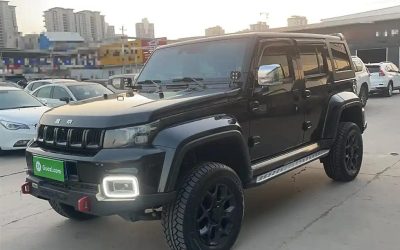 Complete overview of a 2022 Beijing BJ40 SUV, a pre-sale Chinese used car with gasoline fuel, 4WD, specifications, and sale price.