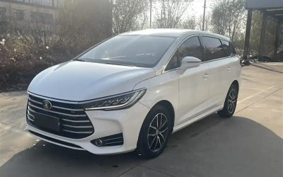 Chinese used BYD Song MAX 2018 MPV, interior, 2WD hybrid, buy now with detailed specs