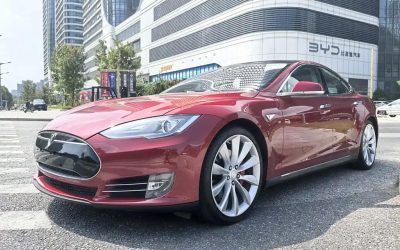 Complete overview of a 2020 Tesla Model S sedan, a pre-sale used electric car with 4WD, specifications, and sale price.