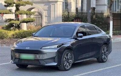 Complete overview of a 2023 Changan Nevo A05 sedan, a pre-sale Chinese used plug-in hybrid car with 2WD, specifications, and sale price.