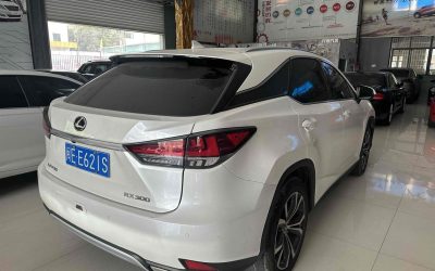 Exterior of a pre-owned Lexus RX 2021 SUV, petrol, 4WD, with specs and sale price in China