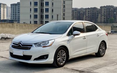 Подержанный Citroen C4L 2015, седан, бензин, 2WD, купить в Китае, обзор экстерьера, спецификации, цена
