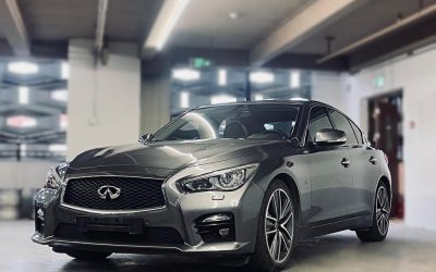 Интерьер подержанного Infiniti Q50 2015 седан бензин 2WD, обзор и спецификации