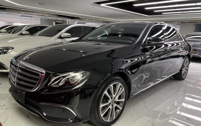 Подержанный автомобиль Mercedes-Benz E-Class 2019, седан, бензин, 2WD, интерьер, спецификации, цена