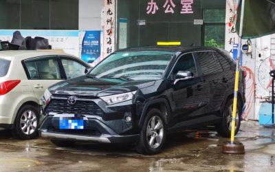 Подержанный автомобиль Toyota RAV4 2021, кроссовер, гибрид, 4WD, экстерьер, спецификации, цена, продажа, обзор, купить авто