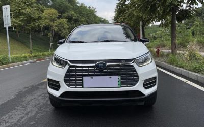 Экстерьер китайского подержанного автомобиля BYD Yuan EV 2019, внедорожник, электрический, 2WD, обзор, спецификации, цена, продажа, Китай
