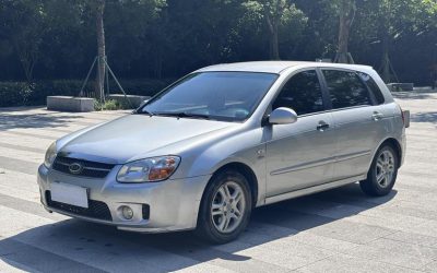 Подержанный автомобиль Kia Cerato 2009, седан, бензин, 2WD, купить, обзор, спецификации