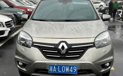 Подержанный автомобиль Renault Koleos 2015, внедорожник, бензин, 4WD, купить, обзор, спецификации
