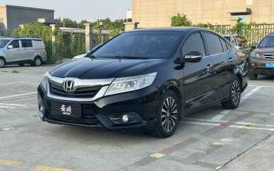 Экстерьер подержанного автомобиля Honda Crider 2015, седан, бензин, 2WD, обзор, спецификации, цена, продажа, купить