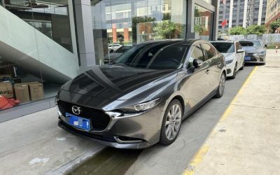 Интерьер подержанного автомобиля Mazda3 Axela 2020, хэтчбек, бензин, 2WD, обзор, спецификации, цена, продажа, купить
