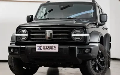 Китайский подержанный автомобиль Tank 300 2024, экстерьер внедорожника 4WD, характеристики и цена на вторичном рынке