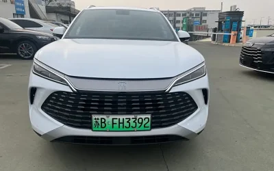 BYD Song L DM-i 2025 подержанный автомобиль внедорожник подключаемый гибрид 2WD Китай спецификации обзор продажа интерьер