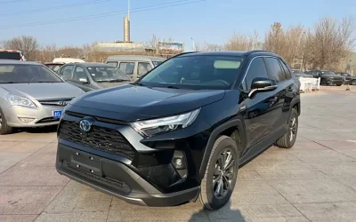 Toyota RAV4 HEV E+ 2025 подержанный автомобиль внедорожник подключаемый гибрид 4WD купить спецификации интерьер