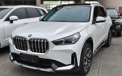 BMW X1 2025 подержанный автомобиль внедорожник бензин 4WD купить спецификации интерьер