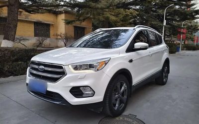 Ford Kuga 2020 подержанный автомобиль, бензиновый внедорожник, 4WD, цена, обзор, интерьер, продажа, купить