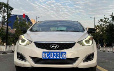 Подержанный автомобиль Hyundai Elantra 2016, седан, 2WD, бензин, продажа, цена