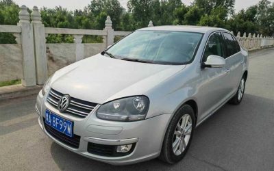 Подержанный седан Volkswagen Sagitar 2011, 2WD, бензин, продажа, купить