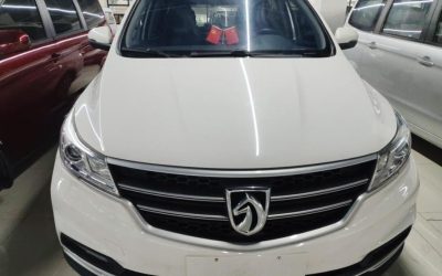 Интерьер Baojun 730 2019, китайский подержанный минивэн, обзор, цена, Китай
