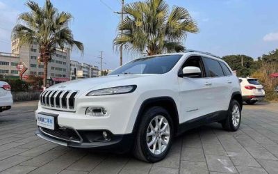 Обзор Jeep Cherokee 2019, подержанный внедорожник, бензиновый 4WD, экстерьер, купить по цене