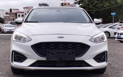Обзор Ford Focus 2020, подержанный автомобиль, хэтчбек, бензин, 2WD, интерьер, экстерьер, цена, продажа