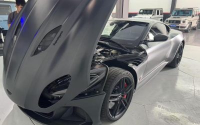 Экстерьер подержанного Aston Martin DBS 2019 купе, автомобиль с пробегом, бензиновый, задний привод, доступен для покупки с ценой и характеристиками.