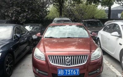 Полный вид Buick Regal 2008, подержанный седан с бензином, 2WD, спецификации и цена для покупки.