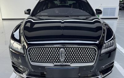 Полный вид Lincoln Continental 2019, подержанный седан с бензином, 2WD, спецификации и цена для покупки.