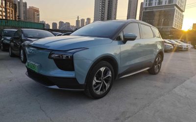 Полный вид AIWAYS U5 2020, китайский подержанный электрический внедорожник с 2WD, цена, спецификации и продажа.