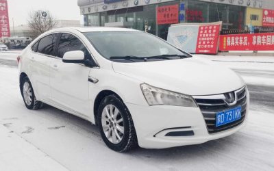 Полный вид Luxgen 5 2014, китайский подержанный седан с бензином, 2WD, спецификации и цена для покупки.