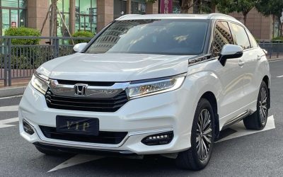 Интерьер подержанного внедорожника Honda Avancier 2020, бензин, с характеристиками