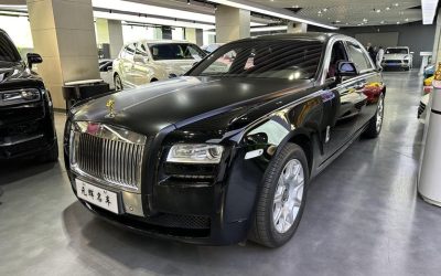 Подержанный Rolls-Royce Ghost 2014, седан, бензин, 2WD, обзор характеристик и цены