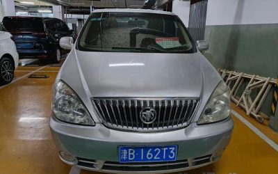 Экстерьер подержанного минивэна Buick GL8 2012, бензин, готов к покупке в Китае
