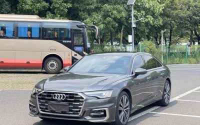 Подержанный бензиновый седан Audi A6L 2023, с характеристиками, ценой и экстерьером для продажи в Китае.