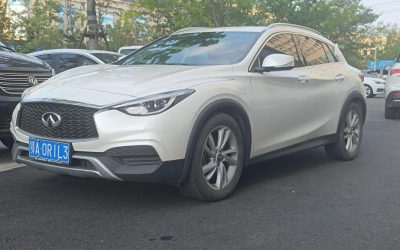 Б/у кроссовер Infiniti QX30 2018, подержанный автомобиль, 4WD, бензин, изучите цену и характеристики.