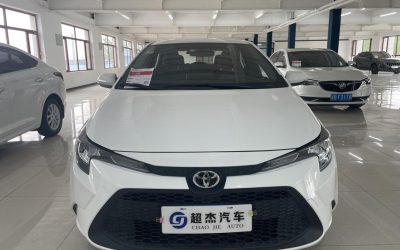 Полный вид подержанного седана Toyota Levin 2021, гибрид, 2WD, с характеристиками и ценой для покупателей в Китае.