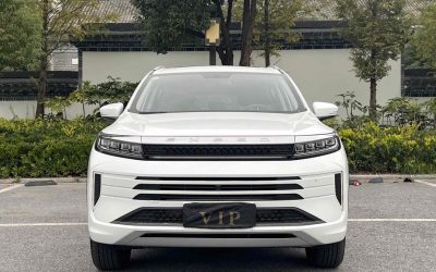 Подержанный бензиновый седан EXEED Zhuifeng 2022 из Китая, с характеристиками, ценой и приводом 2WD для продажи.