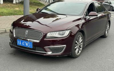 Подержанный Lincoln MKZ 2018, бензиновый седан, 2WD, подержанный автомобиль на продажу с деталями экстерьера, ценой и характеристиками.