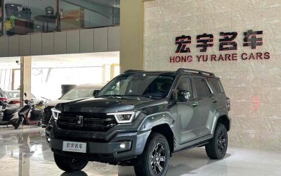 Передний экстерьер подержанного Tank 400 EV 2024, внедорожник, электрический, 4WD, китайский подержанный автомобиль на продажу с ценой и характеристиками.