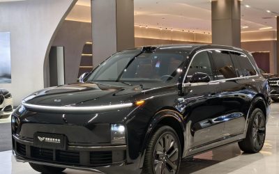 Китайский подержанный автомобиль LI L9 2024 внедорожник подключаемый гибрид 4WD интерьер продажа авто