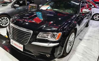 Подержанный Chrysler 300C 2016, седан, обзор, 2WD, купить