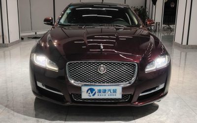 Подержанный Jaguar XJ 2017, седан, обзор, 2WD, купить